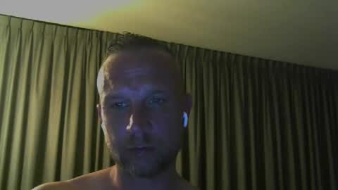 Snapshot of sence08 chatting on 6, 3, 2026 sence08 online show from 6, 3, 2026