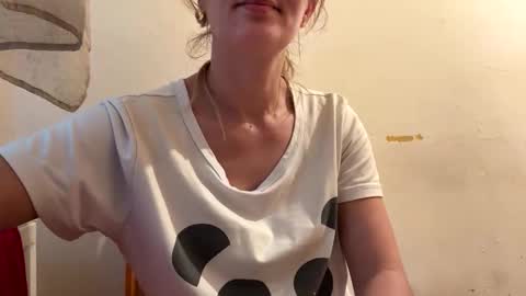 Sennya online show from 5, 10, 2025