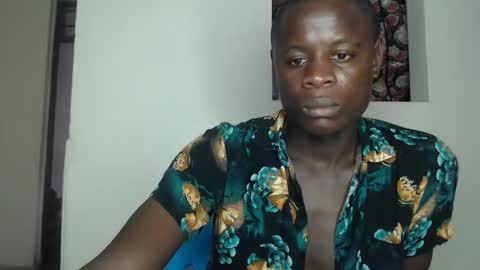 Snapshot of sensation_2 chatting on 16, 2, 2026 Charles online show from 16, 2, 2026