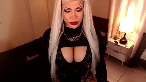 unstappable queen kate online show from 14, 2, 2026