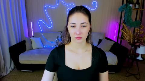 sensitiveheartt online show from 28, 9, 2025