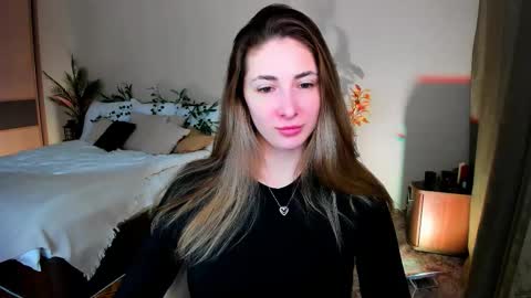 sensitiveheartt online show from 17, 11, 2025