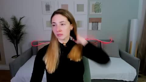 sensitiveheartt online show from 21, 4, 2026