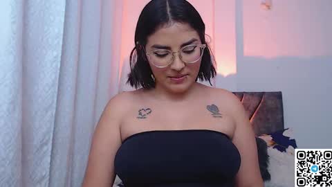 Camille and sophie online show from 25, 12, 2024