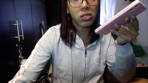 Snapshot of sensual_natalie chatting on 5, 1, 2025 sensual_natalie online show from 5, 1, 2025