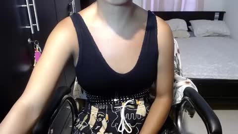 Snapshot of sensual_natalie chatting on 9, 1, 2025 sensual_natalie online show from 9, 1, 2025