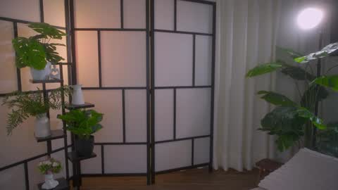 Maria- OF sensual bee online show from 15, 1, 2025