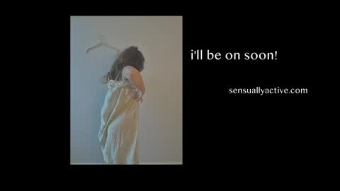 Snapshot of sensually__active chatting on 25, 5, 2026 Julia online show from 25, 5, 2026