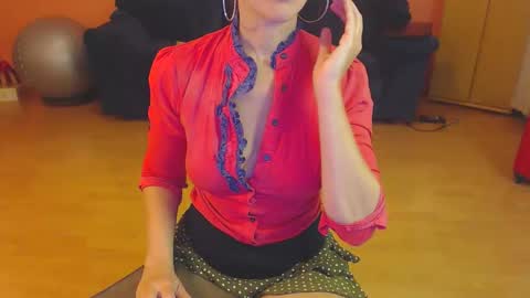 sensualmyra online show from 26, 4, 2026