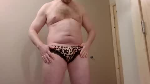 Snapshot of sensualuncut4u4fun chatting on 24, 3, 2026 sensualuncut4u4fun online show from 24, 3, 2026