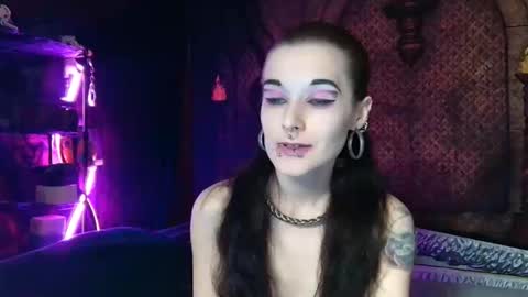 Seraphin Munster online show from 23, 4, 2026