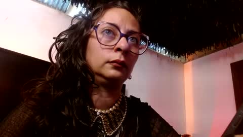 Serena Xyz online show from 11, 6, 2026