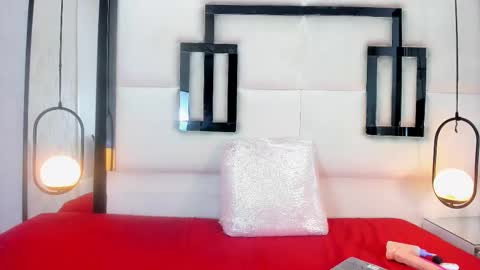 SERENA WILD online show from 16, 11, 2025