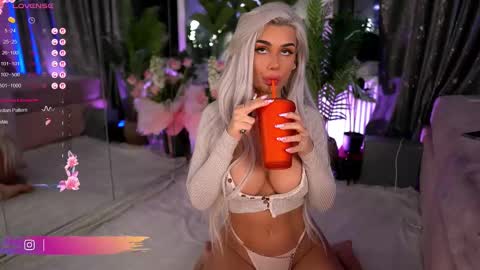 Serene Sophiex online show from 2, 3, 2025