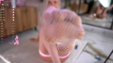 Serene Sophiex online show from 29, 9, 2025