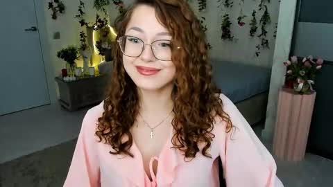 Ophelia online show from 26, 4, 2026