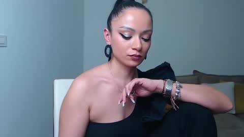 SereneSophi online show from 5, 3, 2025