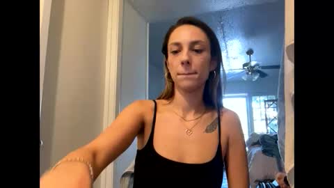 Snapshot of serenityroseee chatting on 4, 5, 2026 serenityroseee online show from 4, 5, 2026