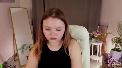 Snapshot of serinella chatting on 4, 5, 2026 Serinella online show from 4, 5, 2026