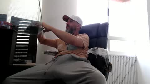 Snapshot of serioyhetero19 chatting on 9, 6, 2026 hetero serio discreto online show from 9, 6, 2026