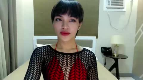 Bella online show from 26, 9, 2025