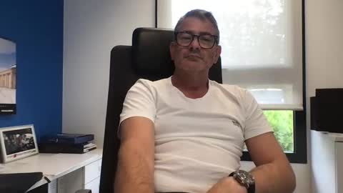 sesamechris92 online show from 3, 6, 2026