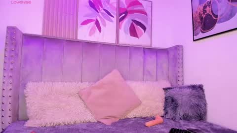 Danna  online show from 28, 4, 2026