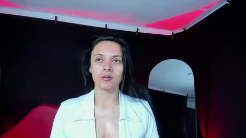 LUCERO online show from 18, 11, 2025