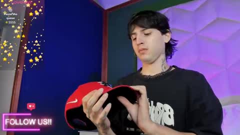 Snapshot of sett_and_gwen chatting on 11, 11, 2025 sett_and_gwen online show from 11, 11, 2025