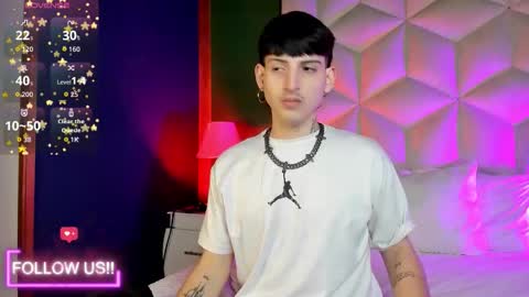 Snapshot of sett_and_gwen chatting on 19, 11, 2025 sett_and_gwen online show from 19, 11, 2025