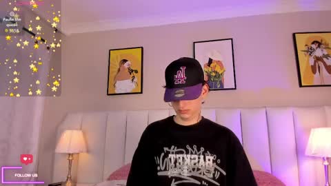 Snapshot of sett_and_gwen chatting on 7, 4, 2026 sett_and_gwen online show from 7, 4, 2026