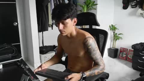 sex_love_sweat online show from 28, 4, 2026