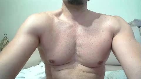 SEX MACHINE 19 online show from 3, 5, 2026