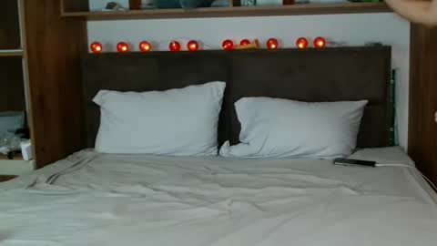 JackAdelaide online show from 26, 12, 2024