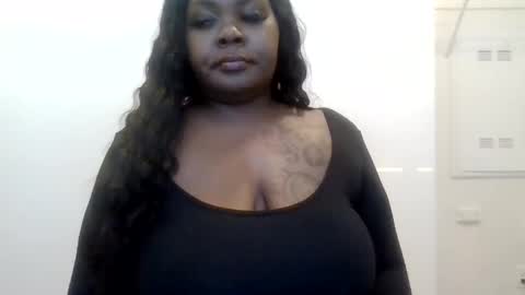Snapshot of sexichocchic chatting on 3, 3, 2025 sexichocchic online show from 3, 3, 2025