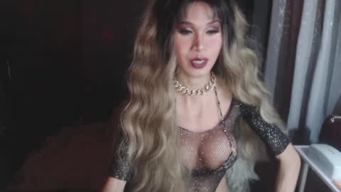 nicole online show from 18, 1, 2025