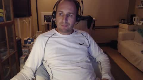 Sexlobo online show from 1, 2, 2025