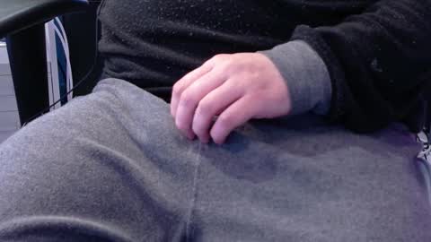 Snapshot of sexonme1982 chatting on 17, 1, 2026 Masturbateforyou online show from 17, 1, 2026