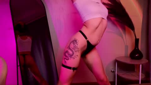 sextezi online show from 5, 1, 2025