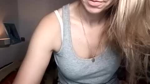 Snapshot of sexualangel chatting on 23, 2, 2026 Verona online show from 23, 2, 2026