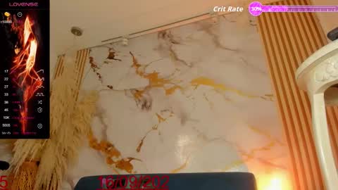 Tifanny Benitez  online show from 16, 9, 2025