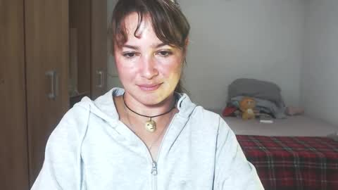 Snapshot of sexwwoman chatting on 2, 12, 2025 CHIARA online show from 2, 12, 2025