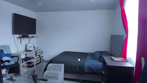 Snapshot of sexx_hunters chatting on 28, 1, 2025 Jax and Lu online show from 28, 1, 2025