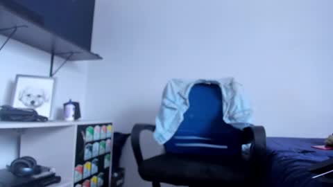 Snapshot of sexx_hunters chatting on 8, 3, 2025 Jax and Lu online show from 8, 3, 2025