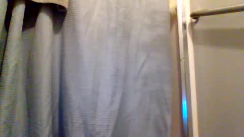 Leeah CloudZzz online show from 8, 3, 2026