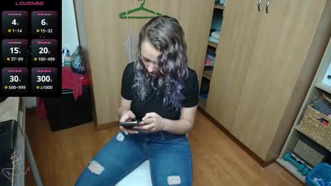 sexxxycrystali online show from 10, 9, 2025