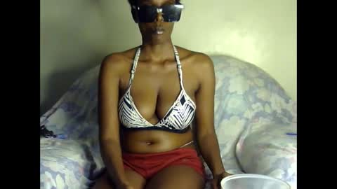 Snapshot of sexxy_boobiess chatting on 28, 11, 2025 Natural boobs online show from 28, 11, 2025