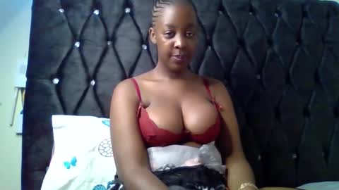 Snapshot of sexxy_chery chatting on 12, 3, 2026 sexxy_chery online show from 12, 3, 2026