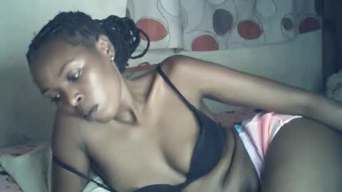 sexxy_curvy23 online show from 8, 1, 2026