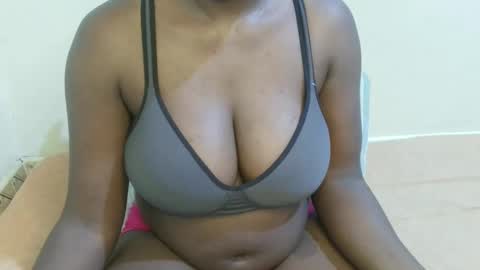 sexxy_maya1 online show from 21, 4, 2026